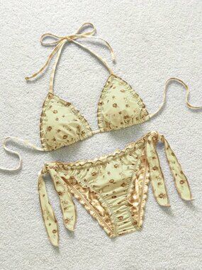 Brand New Ruffled Yellow & Brown Floral & Checkered Reversible Bikini Size M
